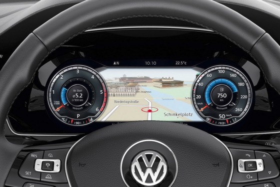VW Passat 2015 Dashboard (b)
